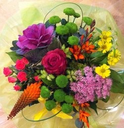 LUXE Design of the Week - Indian Summer Posy