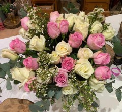 cream or pink rose bouquets