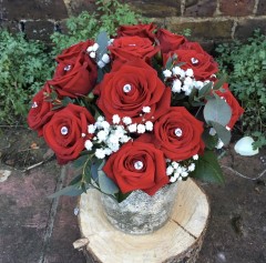 long stemmed red rose hand-tied bouquet