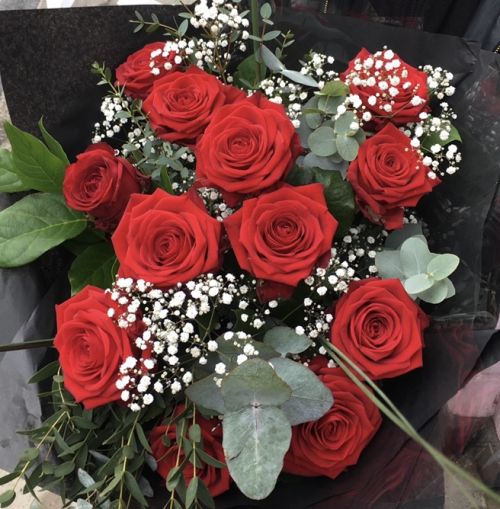 12 Red Roses - Luxury Valentines Bouquet